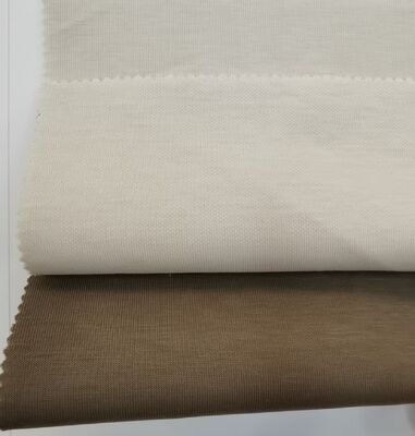 80%コットン15%ポリエステル5%スパンデックス260gsmエアレイヤーニット生地のスウェットシャツガーメント。