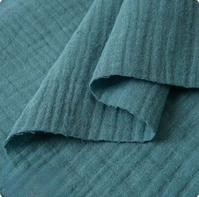 135GSM 綿 100% ダブルガーゼ生地、ベビーおよび子供服用の 200 以上の在庫色あり