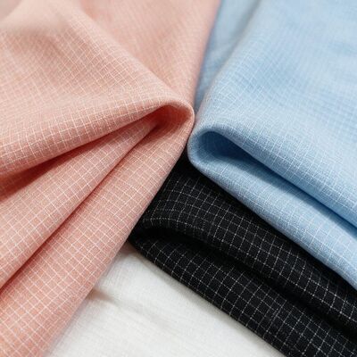 195gm 染色した糸 チェックスーツ 布 68%ポリエステル 30%レイオン 2%スパンデックス 制服用